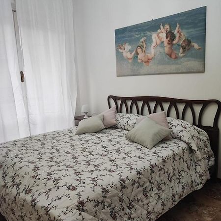 ホテル Casa Di Lory ミラノ エクステリア 写真